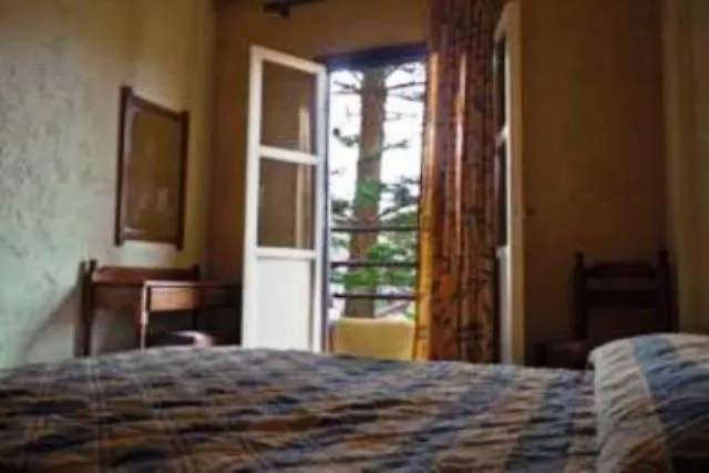 Azure Mare (adults Only) Herszonisszosz